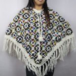Hippie Gheri Pancho: The Perfect Blend of Comfort, Style, and Bohemian Spirit